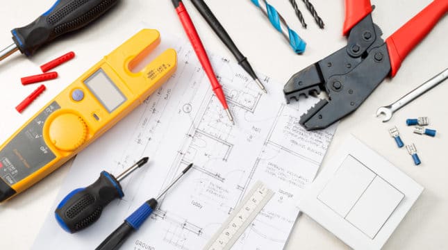 .Comfort, Durability and Safety: Choosing Electrician Tools and Equipment