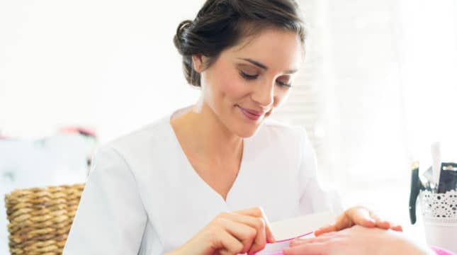 5 Reasons Why Nail Technicians Need Insurance
