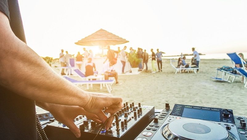How to Get a DJ License For Your Business: Your Guide to Success