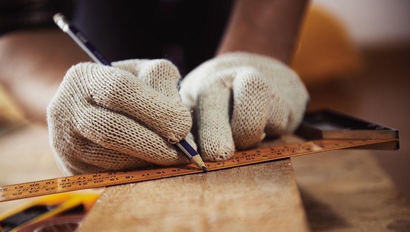Artisan Contractor Insurance: How to Protect Your Business