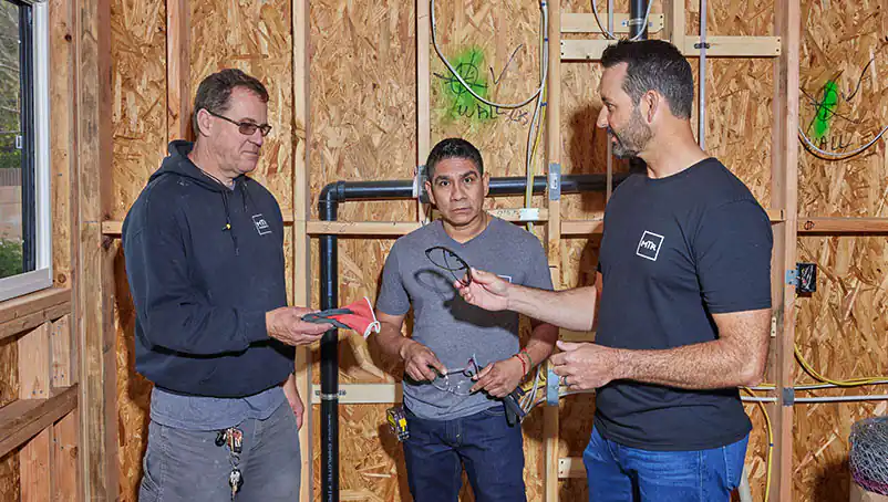 Get to know the advantages and disadvantages of subcontracting