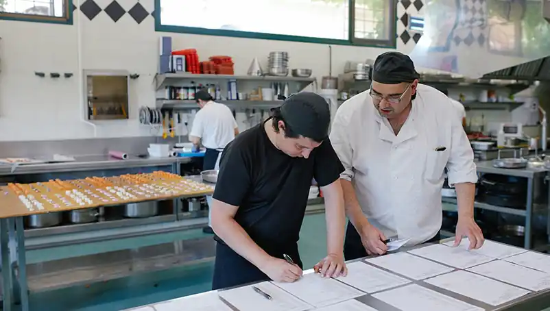 How to do small business payroll