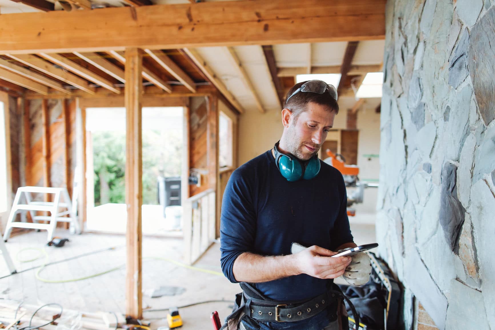 Home renovation contractor insurance that's made for your business