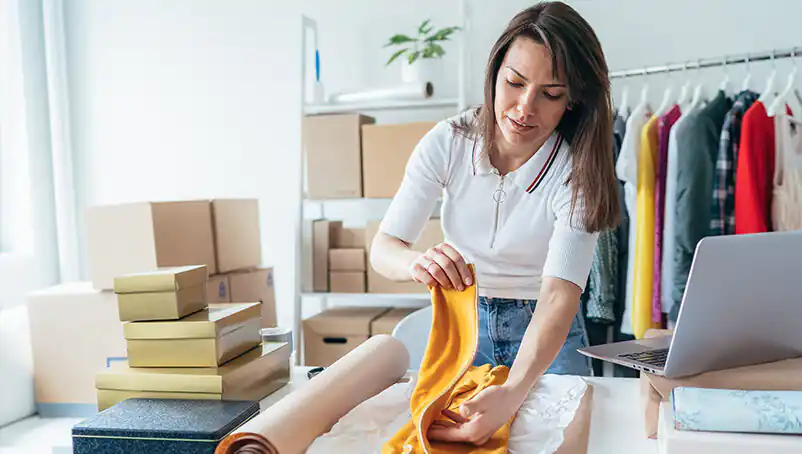 9 holiday retail planning tips to help boost small business sales