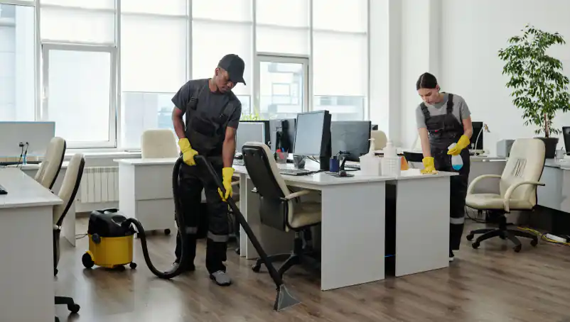 How to get commercial cleaning contracts: 8 strategies to get more clients