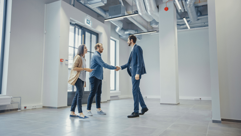 Who insures a commercial property?
